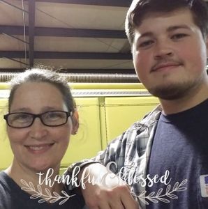 Meet your Posher, Lynn